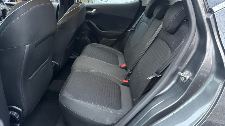 Ford Fiesta 1.1 Zetec 5dr Petrol Hatchback